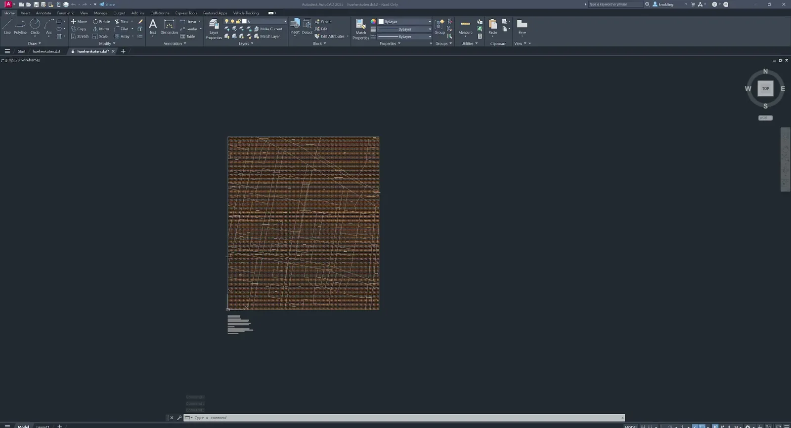 Regelmäßiges Raster von DGM1-Höhenpunkten als DXF in AutoCAD, dicht gesetzte orange Punkte mit Höhenwerten.